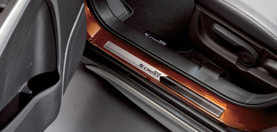 Suzuki SX4 S-Cross Protections de bas de portière